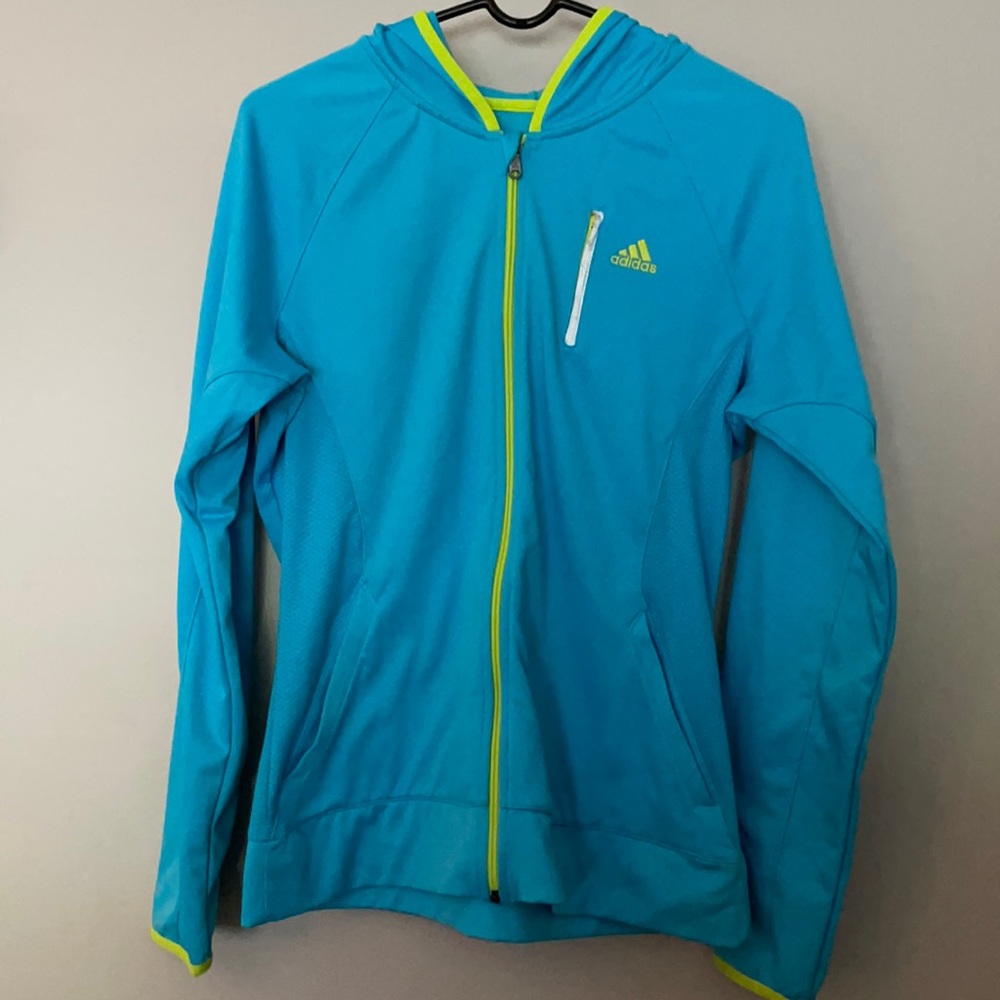 Adidas Women Climawarm front zip jacket   Large